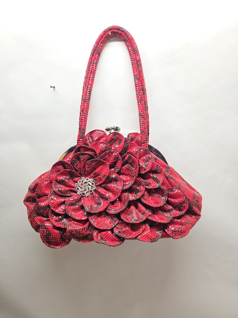 Red And Black Faux Snakeskin Flower Clutch Purse Bag outside/inside pockets